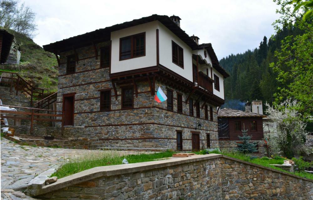 Къща За Гости Гайтана Shiroka Luka  Exterior photo