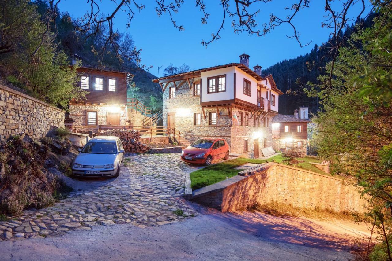 Къща За Гости Гайтана Shiroka Luka  Exterior photo